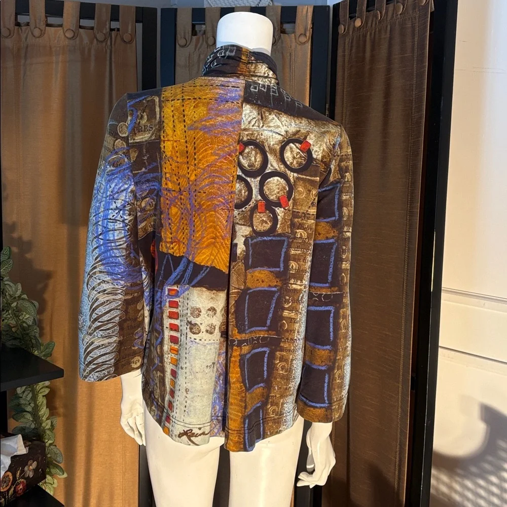 Lightweight Abstract Pattern Button-Up Jacket - Picture 3 of 3